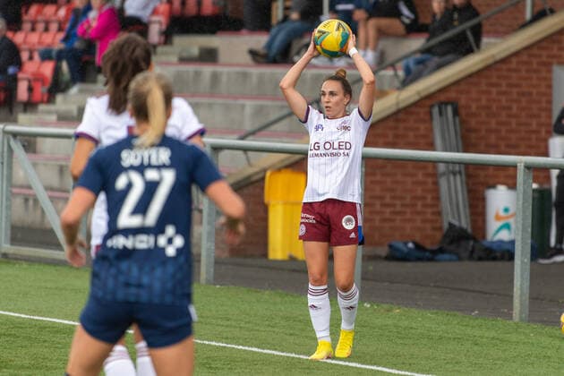 18.08.2022, Glasgow, Petershill Park, UEFA Women s Champions League: Paris FC - Servette FCCF, Agata Filipa (Servette 13) during the UEFA Women s Champions League football match between Paris FC and Servette Chenois at Petershill Park in Glasgow, Scotland) Glasgow Petershill Park Scotland United Kingdom Copyright: xJustPictures.ch RichardxCallisx