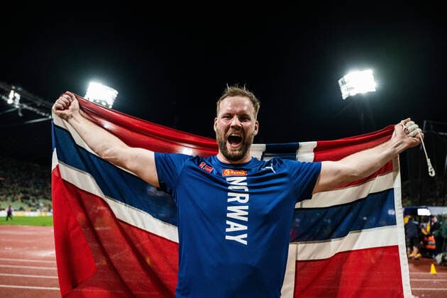 Bilder des Jahres 2022, Sport 08 August Sport Themen der Woche KW33 Sport Bilder des Tages 220818 Eivind Henriksen of Norway celebrates after men?s hammar throw final during day 8 of the European Championships on August 18, 2022 in Munich. Photo: Vegard Grott BILDBYRAN kod VG VG0337 friidrott athletics friidrett europamästerskap em em 2022 european championships munich 2022 munchen-em day 8 bbeng final *** 220818 Eivind Henriksen of Norway celebrates after men?s hammer throw final during day 8 of the European Championships on August 18, 2022 in Munich Photo Vegard Grott BILDBYRAN code VG VG0337 athletics athletics European Championships em em 2022 european championships munich 2022 munchen em day 8 bbeng Final,  Copyright: VEGARDxGRoTT BB220818VG127