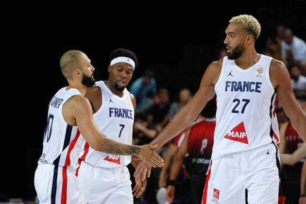 Evan Fournier (France) - Guerschon Yabusele (France) - Rudy Gobert (France) BASKETBALL : France vs Belgique - Match de prÃ paration Ã l™Euro 2022 - Montpellier - 18 08 2022 NorbertScanella Panoramic 
