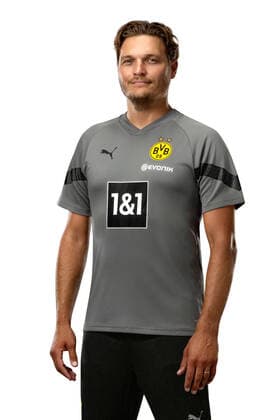 Trainer Edin Terzic; Borussia Dortmund; 1.BL, Porträttermin 2022 2023, Foto: BVB Simoes via TEAM2sportphoto Portraets Borussia Dortmund 2022_2023
