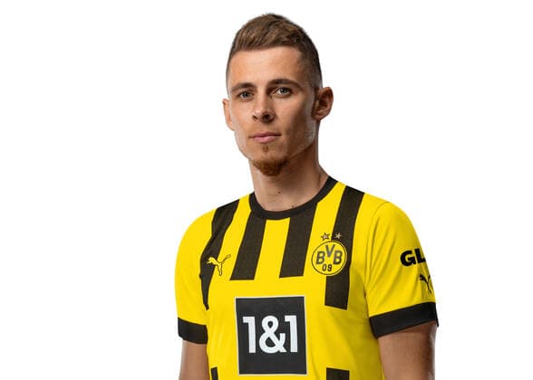 Thorgan Hazard; Borussia Dortmund; 1.BL, Porträttermin 2022 2023, Foto: BVB Simoes via TEAM2sportphoto Portraets Borussia Dortmund 2022_2023