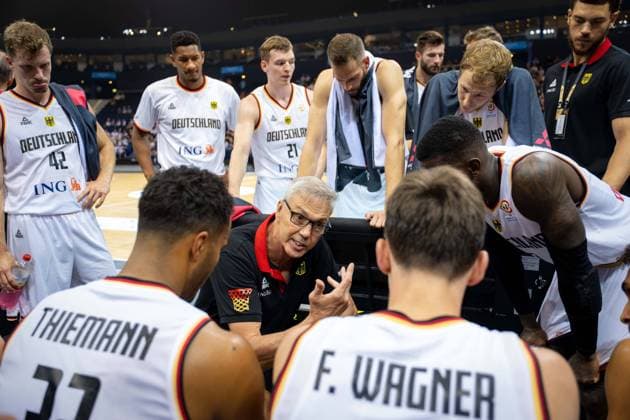 Basketball Hamburg 19.08.2022 Supercup Deutschland (GER) - Tschechien (CZE) Gordon Herbert (Deutschland, Bundestrainer)