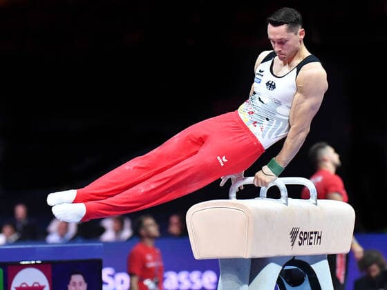 Bilder des Jahres 2022, Sport 08 August Sport Themen der Woche KW33 EC 2022, Turnen, Männer Andreas Toba (Deutschland) beim Gerätturnen Finale der Männer der European Championships 2022 in München am 20.08.22 München Olympiahalle Bayern Deutschland *** Andreas Toba Germany at the mens apparatus gymnastics final of the European Championships 2022 in Munich on 20 08 22 Munich Olympic Hall Bavaria Germany