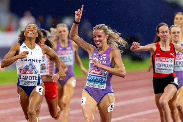 Bilder des Jahres 2022, Sport 08 August Sport Themen der Woche KW33 2022 European Championships, Olympiastadion, Munich, Germany 20 8 2022 Athletics Women™s 800m Final Great Britain™s Keely Hodgkinson celebrates winning the race Keely Hodgkinson 20 8 2022  Copyright: x INPHO MorganxTreacyx BBR37042
