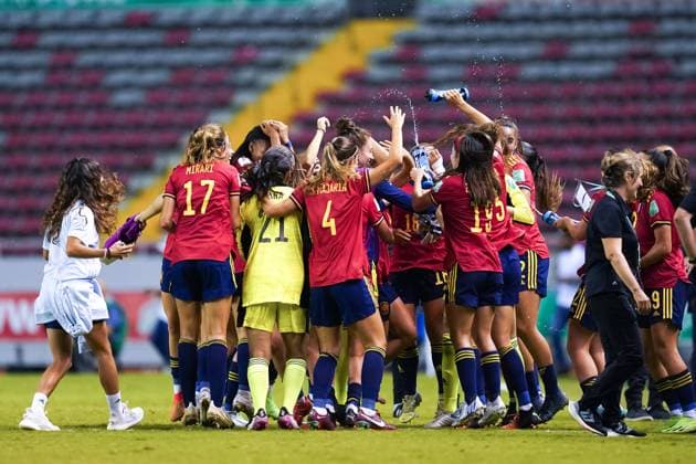 San Jose, Costa Rica, August 20th 2022: Players of Spain celebrate their victory and entry into the seminfinal during the FIFA U20 Womens World Cup Costa Rica 2022 quarterfinal football match between Spain and Mexico at Estadio Nacional in San Jose, Costa Rica. (Daniela Porcelli SPP) Copyright: xDanielaxPorcellix xSPPx spp-en-DaPoSp-20220820-JDP06880