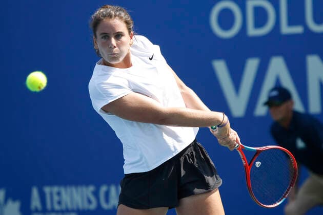August 20, 2022: 20 08 2022 - VANCOUVER,BC - AUGUST 20 : Semi Finals . Valentini Grammatikopoulo(gre) blue def Emma Navarro(USA) white during day eitght of 2022 Odlum Brown VanOpen at Hollyburn Country Club on August 20, 2022, in West Vancouver,British Columbia,Canada.( Pximages - ZUMAp175 20220820_zsa_p175_012 Copyright: xClelioxTomazx