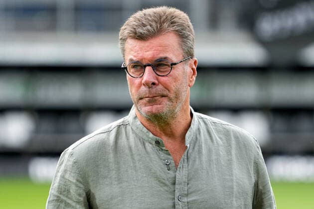 Dieter Hecking (Sportvorstand, FCN), Einzelbild, Einzelfoto, Aktion, Action, Porträt, Portrait, 20.08.2022, Sandhausen (Deutschland), Fussball, 2. Bundesliga, SV Sandhausen - 1. FC Nürnberg, DFB DFL REGULATIONS PROHIBIT ANY USE OF PHOTOGRAPHS AS IMAGE SEQUENCES AND OR QUASI-VIDEO.
