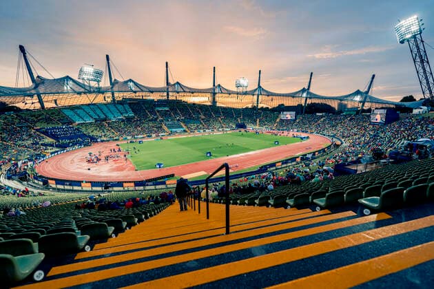 European Championships Munich22; Leichtathletik, 20.08.2022 Sonnenuntergang im Olympiastadion am 20.08.2022 bei den Leichtathletik-Europameisterschaften in Muenchen Copyright: xBEAUTIFULxSPORTS Flatemerschx