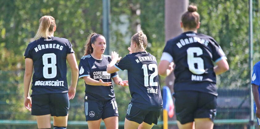 21.08.2022, xmohx, Fussball DFB Pokal Frauen , 1.FC Riegelsberg - 1.FC Nürnberg emspor, v.l. Nürnberg bejubelt das 2:0 durch Elena Mühlemann mit Amelie Thöle (DFL DFB REGULATIONS PROHIBIT ANY USE OF PHOTOGRAPHS as IMAGE SEQUENCES and or QUASI-VIDEO) Riegelsberg