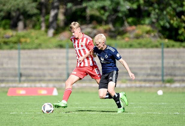 Fussball, U 19, Saison 2022 23, A-Junioren Bundesliga, Staffel Nord Nordost (2. Spieltag), 1. FC Union Berlin - Hamburger SV, v. l. Aljoscha Kemlein (U19, 1. FC Union Berlin), Jesse Kilo, 21.08. 2022,