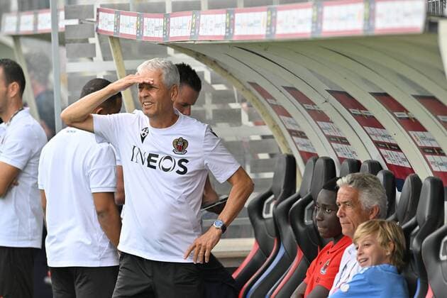 Lucien Favre (entraineur) et Jean-Pierre Rivere (President nice) FOOTBALL : Clermont Foot vs OGC Nice - Ligue 1 Uber Eats - 21 08 2022 FredericChambert Panoramic 