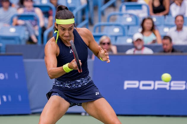 August 21, 2022, Mason, Ohio, USA: Caroline Garcia (FRA) hits a forehand shot during the championship of the Western and Southern Open at the Lindner Family Tennis Center, Mason, Oh. Mason USA - ZUMAs304 20220821_zaf_s304_008 Copyright: xScottxStuartx