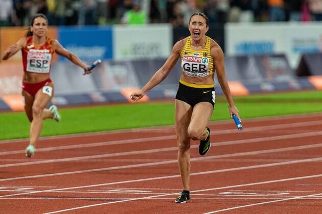 Sport Themen der Woche KW33 Germany wins Gold in Relay Race Womens Deutschland gewinnt Gold im Staffellauf Rebekka Haase GER, Athletics (Leichtathletik), European Championships Munich 2022, 21.08.2022 Photo: Eibner Roger Buerke GER, Athletics (Leichtathletik), European Championships Munich 2022, 20.08.2022 GER, Athletics (Leichtathletik), European Championships Munich 2022, 20.08.2022 Muenchen *** Germany wins Gold in Relay Race Womens Germany wins Gold in Relay Race Rebekka Haase GER, Athletics Leichtathletik , European Championships Munich 2022, 21 08 2022 Photo Eibner Roger Buerke GER, Athletics Leichtathletik , European Championships Munich 2022, 20 08 2022 GER, Athletics Leichtathletik , European Championships Munich 2022, 20 08 2022 Muenchen Copyright: xEibner-Pressefoto RogerxBuerkex EP_RBE