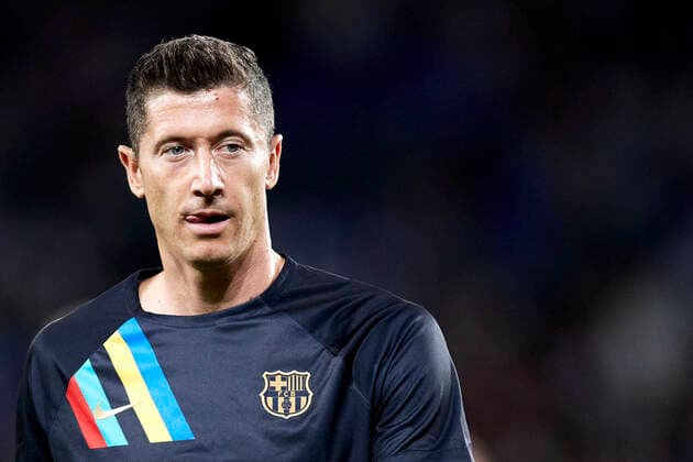 SAN SEBASTIAN, SPAIN - AUGUST 21: Robert Lewandowski of FC Barcelona, Barca looks on prior the La Liga Santander match between Real Sociedad and FC Barcelona on August 21, 2022 at Reale Arena in San Sebastian, Spain. Noxthirdxpartyxsales  (196333393)