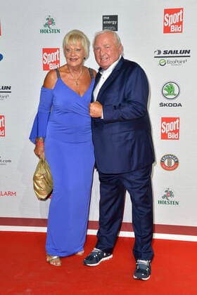 Uli und Margret Wegner bei der Verleihung vom Bild Award am 22.08.2022 in Hamburg Sport Bild Award 2022 Verleihung in Hamburg