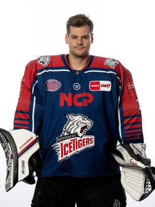 Max Meier (35, Nürnberg Ice Tigers, Nuernberg Ice Tigers ), Nuernberg Ice Tigers Portraits, Eishockey, DEL, 01.08.2022, Nuernberg Ice Tigers Portraits, Eishockey, DEL, 01.08.2022 Copyright: xThomasxHahnx xEibner-Pressefotox EP_NIT