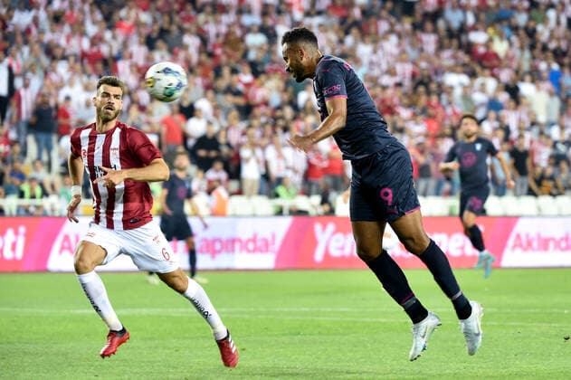 220825 Isaac Kiese Thelin of Malmö FF during the UEFA Europa League play-off match between Sivasspor and Malmö FF on August 25, 2022 in Sivas. Photo: Christian Örnberg BILDBYRAN COP 166 CO0221 fotboll football soccer fotball uefa europa league play-off sivasspor malmö ff bbeng Copyright: CHRISTIANxÖRNBERG BB220825CO028