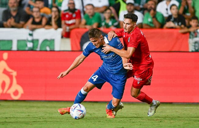 Gent s Alessio Castro-Montes and Omonia s Bruno fight for the ball during a soccer game between Cypriot Omonia Nicosia and Belgian KAA Gent in Nicosia, Cyprus on Thursday 25 August 2022, the return leg of the play-offs for the UEFA Europa League competition. DAVIDxCATRY  x40931755x