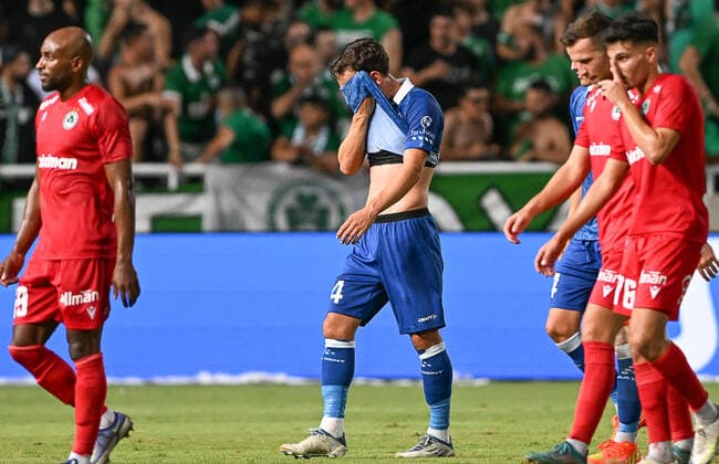Gent s Sven Kums looks dejected during a soccer game between Cypriot Omonia Nicosia and Belgian KAA Gent in Nicosia, Cyprus on Thursday 25 August 2022, the return leg of the play-offs for the UEFA Europa League competition. DAVIDxCATRY  x40931856x
