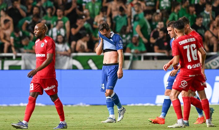 Gent s Sven Kums looks dejected during a soccer game between Cypriot Omonia Nicosia and Belgian KAA Gent in Nicosia, Cyprus on Thursday 25 August 2022, the return leg of the play-offs for the UEFA Europa League competition. DAVIDxCATRY  x40931867x