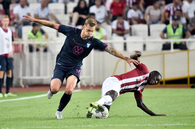 220825 Felix Beijmo of Malmö FF and Max-Alain Gradel of Sivasspor during the UEFA Europa League play-off match between Sivasspor and Malmö FF on August 25, 2022 in Sivas. Photo: Christian Örnberg BILDBYRAN COP 166 CO0221 fotboll football soccer fotball uefa europa league play-off sivasspor malmö ff bbeng Copyright: CHRISTIANxÖRNBERG BB220825CO051