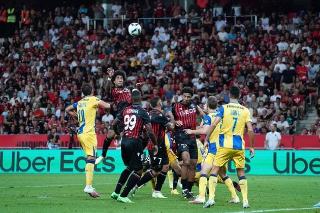Dante (OGC Nice) FOOTBALL : OGC Nice vs Maccabi Tel Aviv - Barrage retour de confÃ rence Ligue - Nice - 25 08 2022 NorbertScanella Panoramic 