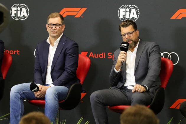 Formel1 Grosser Preis von Belgien 2022 Audi Chef Markus Duesmann und Vorstand Oliver Hoffman geben Formel1 Einstieg fuer 2026 bekannt; Audi Formel 1 Einstieg 2026; Markus Duesmann(Audi Chef); Oliver Hoffmann(Audi Vorstand) Copyright: xBEAUTIFULxSPORTS Bernhardtx