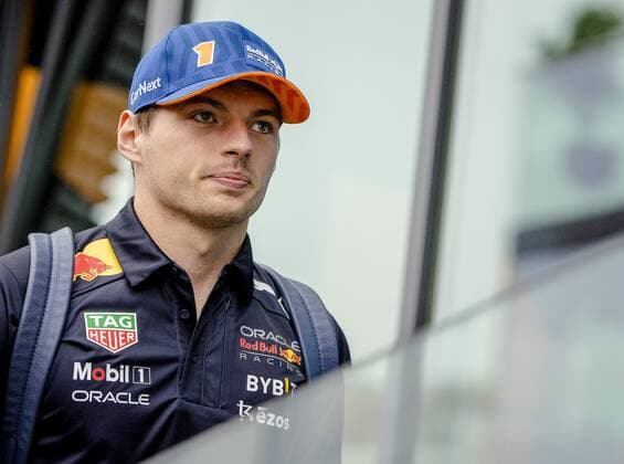 SPA - Max Verstappen (Red Bull Racing) leading up to the 1st practice session ahead of the F1 Grand Prix of Belgium at the Circuit de Spa-Francorchamps on August 26, 2022 in SPA, Belgium. F1 Grand Prix of Belgium, Practice 1 2022 xVIxANPxSportx xxANPxIVx