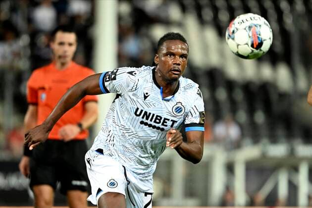 CHARLEROI, BELGIUM - AUGUST 26 : Boyata Dedryck defender of Club Brugge during the Jupiler Pro League match between Sporting Charleroi and Club Brugge on August 26, 2022 in Charleroi, Belgium, 26 08 2022 ( Sporting Charleroi v Club Brugge - Jupiler Pro League PhotoNews Panoramic 