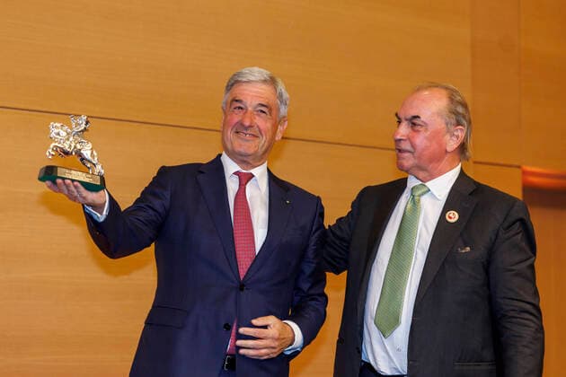MÜNSTER - Turnier der Sieger 2022, MÜNSTER - Turnier der Sieger 2022 HOFMANN Peter ( Veranstalter Mannheim Maimarkt), SNOEK Hendrik (Veranstalter) Verleihung Friedensreiterpreis Münster, Mövenpick Hotel 26. August 2022 -