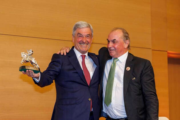 MÜNSTER - Turnier der Sieger 2022, MÜNSTER - Turnier der Sieger 2022 HOFMANN Peter ( Veranstalter Mannheim Maimarkt), SNOEK Hendrik (Veranstalter) Verleihung Friedensreiterpreis Münster, Mövenpick Hotel 26. August 2022 -
