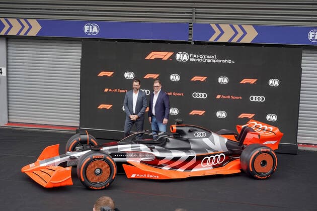 26.08.2022, Circuit de Spa-Francorchamps, Spa-Franchorchamps, FORMULA 1 ROLEX BELGIAN GRAND PRIX 2022 , im Bild Pressekonferenz zum Einstieg von Audi in die Formel 1 Audi-CEO Markus Duesmann, Audi-CTO Oliver Hoffmann Spa-Franchorchamps Circuit de Spa-Francorchamps Belgien