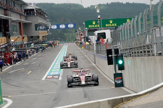 FORMULA 1 ROLEX BELGIAN GRAND PRIX 2022 27.08.2022, Circuit de Spa-Francorchamps, Spa-Franchorchamps, FORMULA 1 ROLEX BELGIAN GRAND PRIX 2022 , im Bild Valtteri Bottas (FIN), Alfa Romeo F1 Team ORLEN, Guanyu Zhou (CHN), Alfa Romeo Racing ORLEN