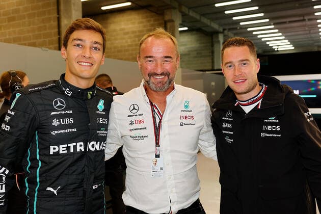 FORMULA 1 ROLEX BELGIAN GRAND PRIX 2022 27.08.2022, Circuit de Spa-Francorchamps, Spa-Franchorchamps, FORMULA 1 ROLEX BELGIAN GRAND PRIX 2022 , im Bild George Russell (GBR), Mercedes-AMG Petronas Formula One Team, Mercedes-AMG CEO Philipp Schiemer, Stoffel Vandorne