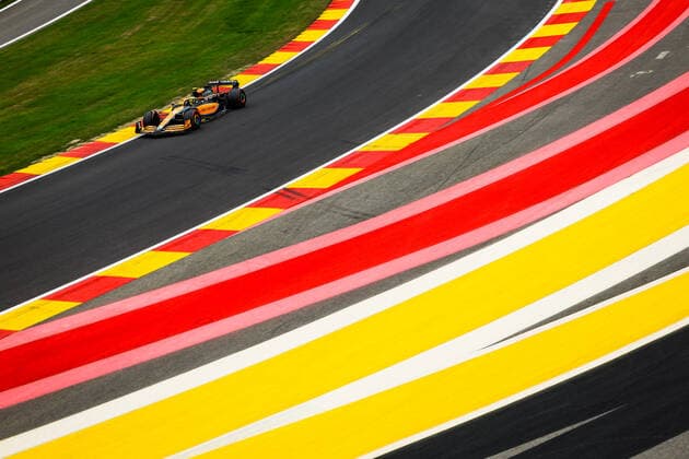04 NORRIS Lando (gbr), McLaren F1 Team MCL36, action during the Formula 1 Rolex Belgian Grand Prix 2022, 14th round of the 2022 FIA Formula One World Championship, WM, Weltmeisterschaft from August 26 to 28, 2022 on the Circuit de Spa-Francorchamps, in Francorchamps, Belgium - F1 - BELGIAN GRAND PRIX 2022 DPPI Panoramic  20220827_GOOD6169