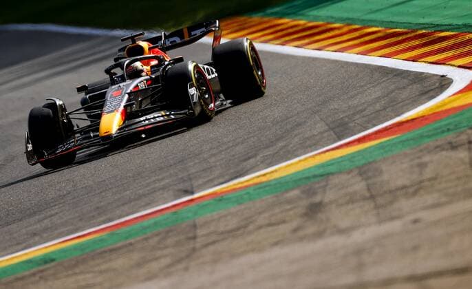 SPA - Max Verstappen (1) with the Oracle Red Bull Racing RB18 Honda during the F1 Grand Prix of Belgium at the Circuit de Spa-Francorchamps on August 29, 2022 in SPA, Belgium. REMKO DE WAAL F1 Grand Prix of Belgium 2022 xVIxANPxSportx xxANPxIVx