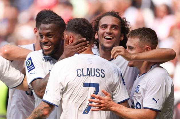 Nice, France, 28th August 2022. Nuno Tavares of Olympique De Marseille celebrates with team mates after scoring to give the side a 2-0 lead during the Uber Eats Ligue 1 match at Allianz Riviera Stadium, Nice. Picture credit should read: Jonathan Moscrop Sportimage EDITORIAL USE ONLY. No use with unauthorised audio, video, data, fixture lists, club league logos or live services. Online in-match use limited to 120 images, no video emulation. No use in betting, games or single club league player publications. SPI-1813-0010