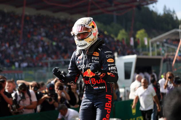 VERSTAPPEN Max (ned), Red Bull Racing RB18, portrait celebrates his victory during the Formula 1 Rolex Belgian Grand Prix 2022, 14th round of the 2022 FIA Formula One World Championship, WM, Weltmeisterschaft from August 26 to 28, 2022 on the Circuit de Spa-Francorchamps, in Francorchamps, Belgium - F1 - BELGIAN GRAND PRIX 2022 - RACE DPPI Panoramic  AV6_3600