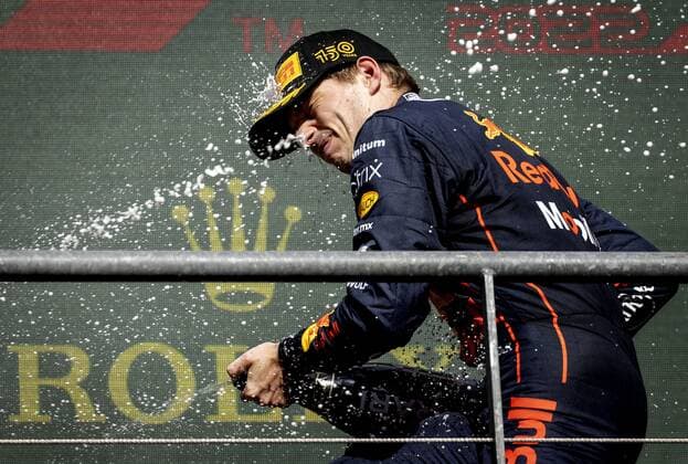 SPA - Max Verstappen celebrates his victory after the F1 Grand Prix of Belgium at the Circuit of Spa-Francorchamps on August 29, 2022 in SPA, Belgium. REMKO DE WAAL F1 Grand Prix of Belgium 2022 xVIxANPxSportx xxANPxIVx