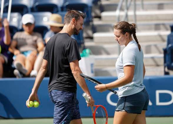 Jule Niemeier und Trainer Christopher Kas Tennis - US Open 2022 - Grand Slam - Billie Jean King Tennis Center - New York - New York - USA - 28 August 2022. Copyright: xJuergenxHasenkopfx