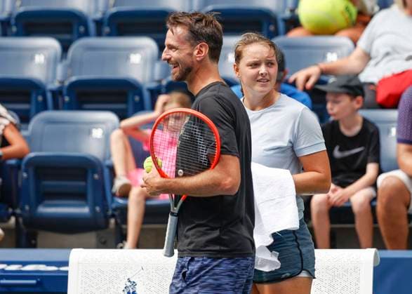 Jule Niemeier und Trainer Christopher Kas Tennis - US Open 2022 - Grand Slam - Billie Jean King Tennis Center - New York - New York - USA - 28 August 2022. Copyright: xJuergenxHasenkopfx