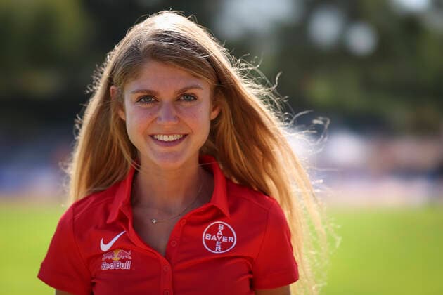 Sport Themen der Woche KW34 Sport Bilder des Tages True Athletes Classics; Leverkusen, 28.08.2022 Konstanze Klosterhalfen (GER TSV Bayer 04 Leverkusen); True Athletes Classics am 28.08.2022 im Manforter Stadion, Leverkusen (Nordrhein-Westfalen). *** True Athletes Classics Leverkusen, 28 08 2022 Konstanze Klosterhalfen GER TSV Bayer 04 Leverkusen True Athletes Classics on 28 08 2022 at Manforter Stadium, Leverkusen North Rhine Westphalia Copyright: xBEAUTIFULxSPORTS AxelxKohringx