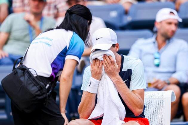 TENNIS - ATP, Tennis Herren US Open 2022 NEW YORK CITY,NEW YORK,USA,30.AUG.22 - TENNIS - ATP World Tour, US Open, Grand Slam, Flushing Meadows. Image shows Jannik Sinner (ITA).  GEPAxpictures xPatrickxSteiner