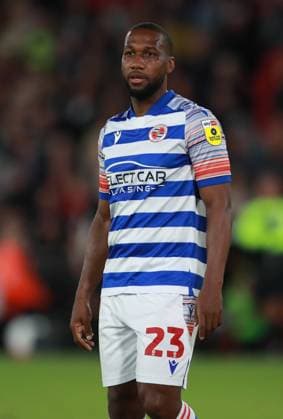 Sheffield, England, 30th August 2022. Junior Hoilett of Reading during the Sky Bet Championship match at Bramall Lane, Sheffield. Picture credit should read: Simon Bellis Sportimage EDITORIAL USE ONLY. No use with unauthorised audio, video, data, fixture lists, club league logos or live services. Online in-match use limited to 120 images, no video emulation. No use in betting, games or single club league player publications. SPI-1828-0136