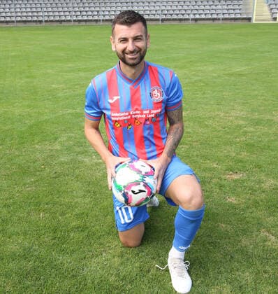 Regionallioga West, Saison 2022 - 2023, Fototermin Wuppertaler SV, 31.08.2022 -- Kevin Rodrigues Pires ( Wuppertaler SV ) mit Ball