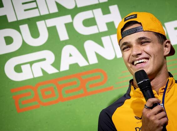 Sport Bilder des Tages 2022-08-31 11:43:19 ZANDVOORT - Lando Norris (McLaren) during a press conference, PK, Pressekonferenz at the Zandvoort circuit, in the run-up to the Grand Prix (GP). The GP took place last year in a modified form due to the corona measures. This year, up to 110,000 visitors a day are expected. ANP SEM VAN DER WAL netherlands out - belgium out Zandvoort xVIxxIVx
