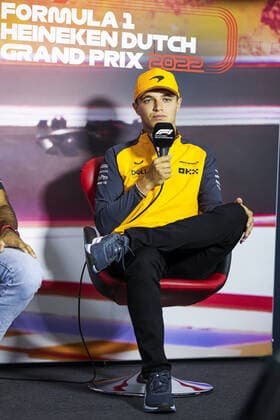 NORRIS Lando (gbr), McLaren F1 Team MCL36, portrait, press conference, PK, Pressekonferenz during the Formula 1 Heineken Dutch Grand Prix 2022, 15th round of the 2022 FIA Formula One World Championship, WM, Weltmeisterschaft from September 2 to 4, 2022 on the Zandvoort Circuit, in Netherlands, Belgium - F1 - DUTCH GRAND PRIX 2022 DPPI Panoramic 00122035_AV6_4201.JPG_