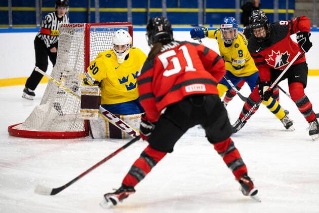 220901 Goaltender Emma Söderberg of Sweden during the 2022 IIHF Women s World Championship, WM, Weltmeisterschaft quarterfinal game between Canada and Sweden on September 1, 2022 in Herning. Photo: Johanna Lundberg BILDBYRAN kod JL JL0299 bbeng ishockey Ice hockey, Eishockey vm dam 2022 iihf womens world championship dam vm ishockey vm sverige sweden canada kanada quarterfinal kvartsfinal Copyright: JOHANNAxLUNDBERG BB220901JL046