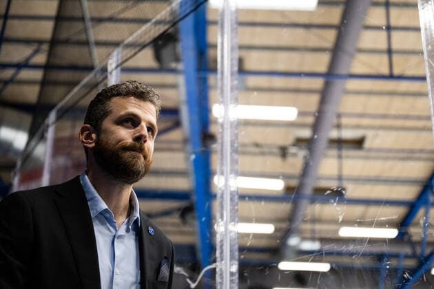 220901 Ulf Lundberg, head coach of Sweden during the 2022 IIHF Women s World Championship, WM, Weltmeisterschaft quarterfinal game between Canada and Sweden on September 1, 2022 in Herning. Photo: Johanna Lundberg BILDBYRAN kod JL JL0299 bbeng ishockey Ice hockey, Eishockey vm dam 2022 iihf womens world championship dam vm ishockey vm sverige sweden canada kanada quarterfinal kvartsfinal Copyright: JOHANNAxLUNDBERG BB220901JL070