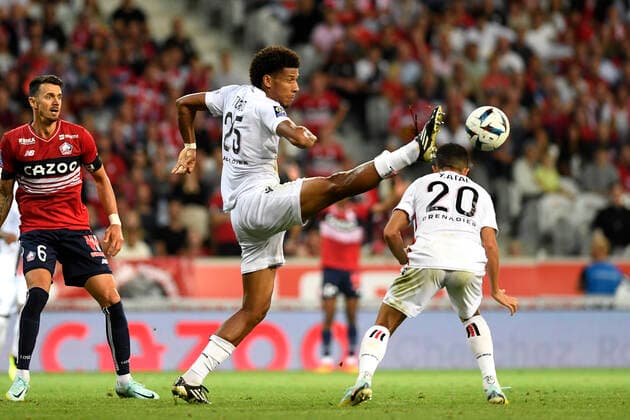 Lille OSC v OGC Nice - Ligue 1 Uber Eats Jean-Clair Todibo in action during the game LOSC Lille - OGC Nice, disputed on Pierre-Mauroy stadium in Lille, France. 31 August 2022 Lille France  Copyright: xFlaviuxBuboix originalFilename:buboi-notitle220831_npLQU.jpg